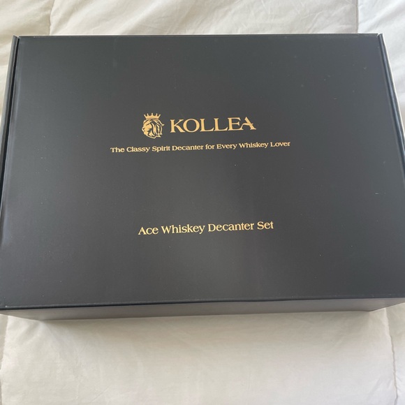 Kollea Ace Whiskey Decanter Set - Picture 4 of 4
